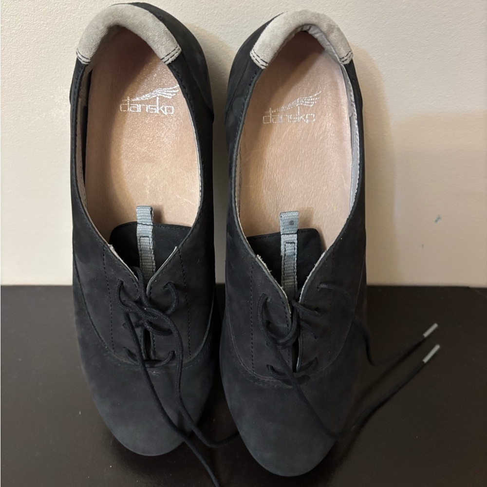 Dansko Women's Black Lace-Up Flats